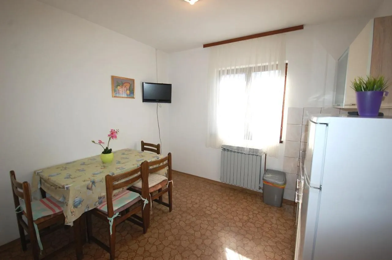 Apartments Dida By El-Pi Tours Njivice